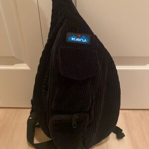 Kavu black crossbody bag